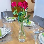 6p- Ski-in Ski-out- Parkplatz- Zentral- Wifi By Interhome Appartement