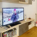 Appartement 6p- Ski-in Ski-out- Parkplatz- Zentral- Wifi By Interhome