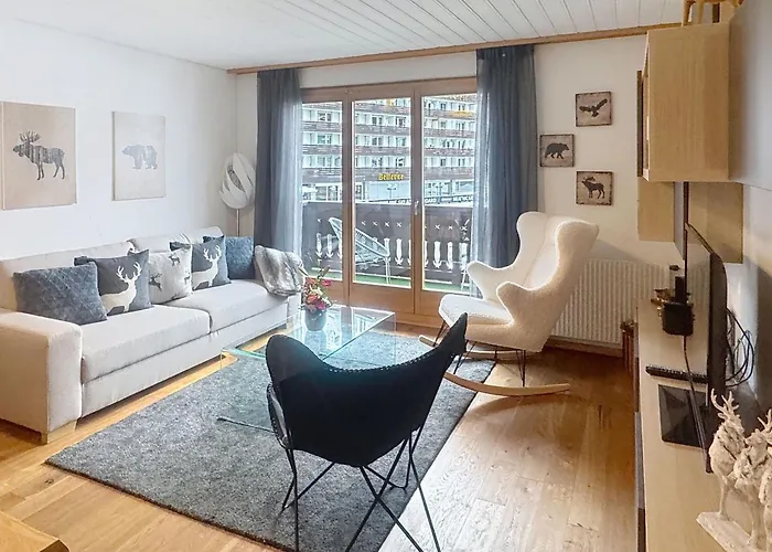 6p- Ski-in Ski-out- Parkplatz- Zentral- Wifi By Interhome