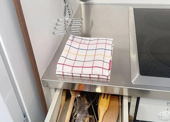 公寓 6p- Ski-in Ski-out- Parkplatz- Zentral- Wifi By Interhome *