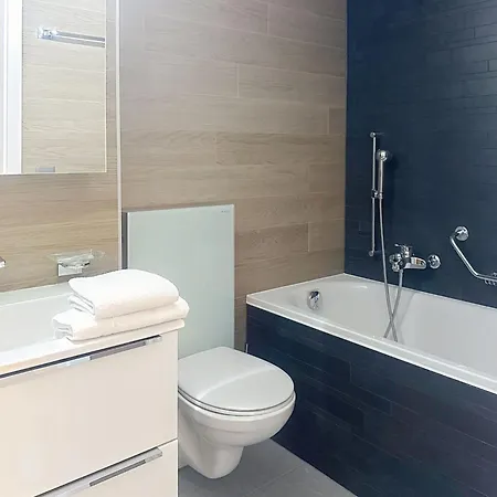 6p- Ski-in Ski-out- Parkplatz- Zentral- Wifi By Interhome 아파트